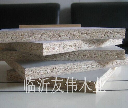膠合板滑？滑？滑？
